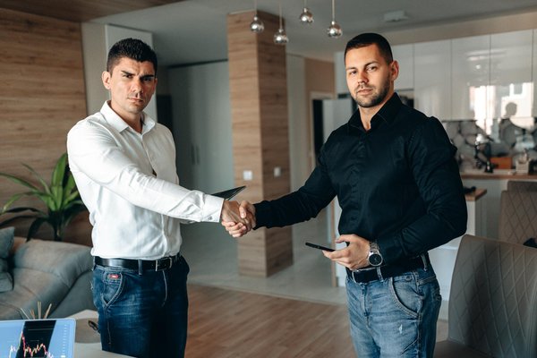Formations adaptées pour devenir expert en intelligence artificielle