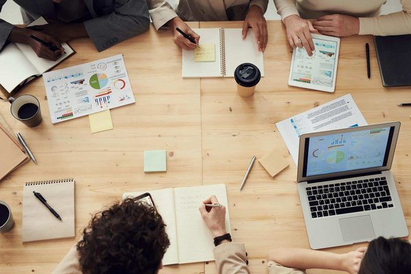 Quels sont les aspects légaux de la mise en place d'un système de retraite d'entreprise ?